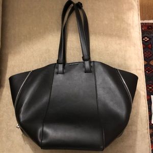 Nordstrom bought -Street Level Black expandable tote bad with side zippers
